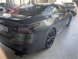 نيسان ماكسيما